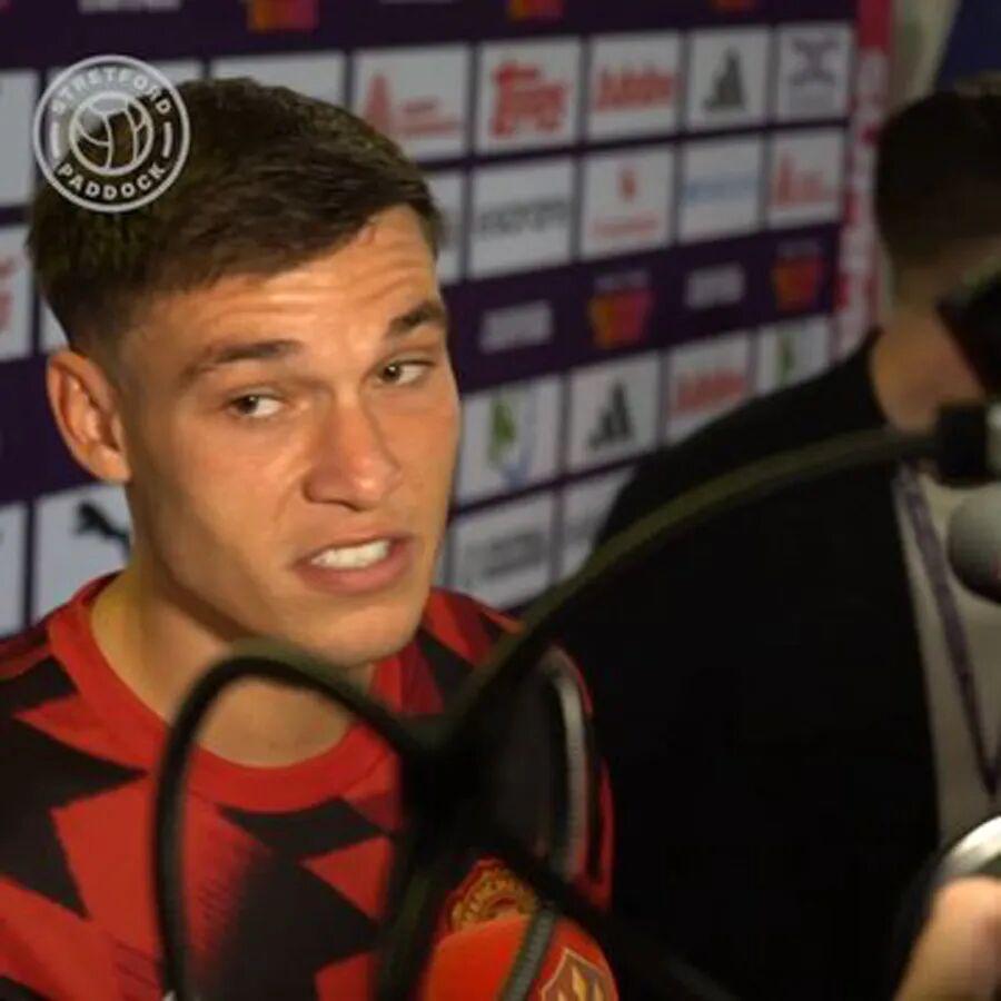 帮助乌拉圭, Ficha